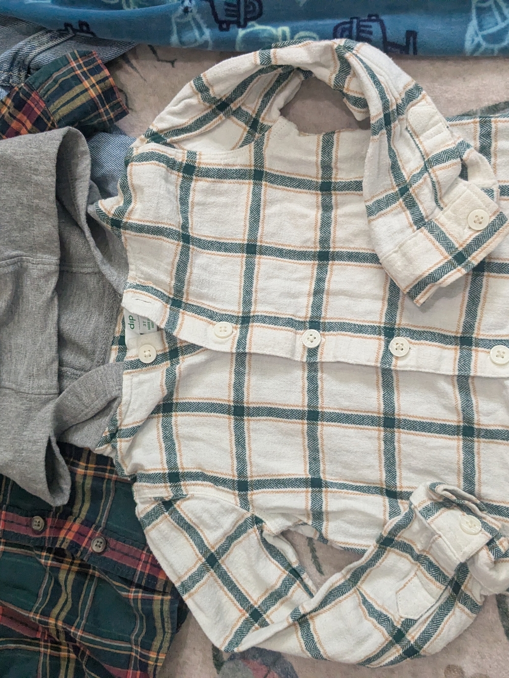 Lot Of Boys Clothes Size 3T - Picture 2 of 6